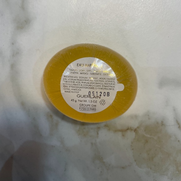 Guerlain Eau Imperiale Savon Glycerin Soap - 45g - Picture 2 of 2